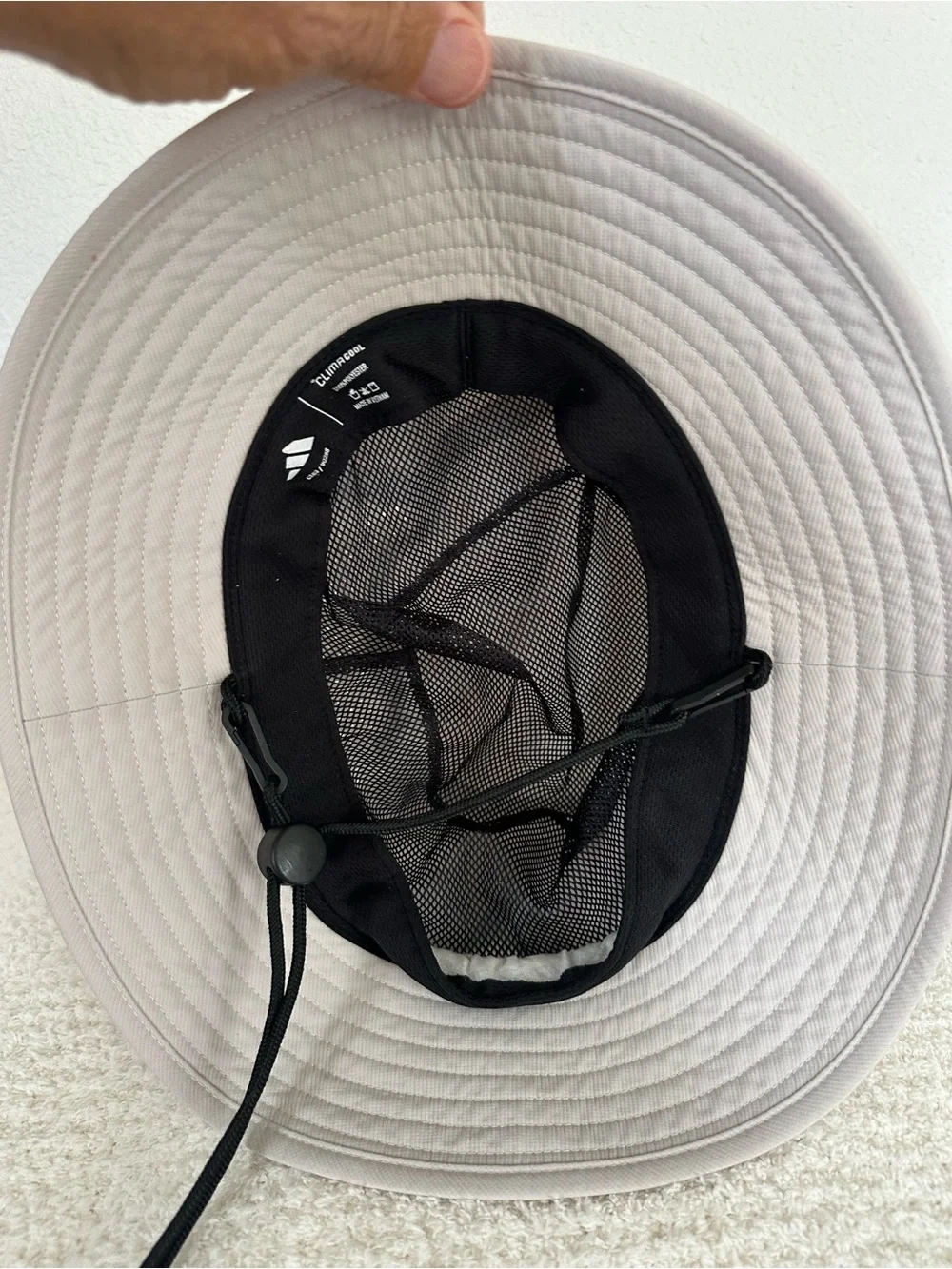 adidas Light Gray Men’s Bucket Hat with Black Accent